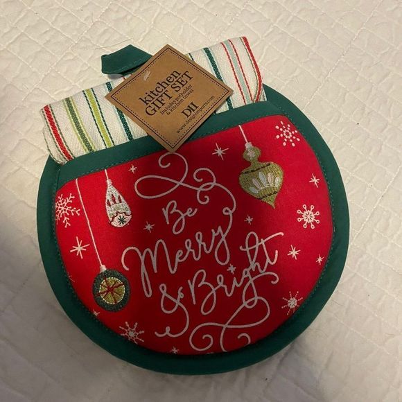 DII Kitchen Gift Set Includes Potholder & Kitchen Towel Multicolor One Size - Picture 1 of 4